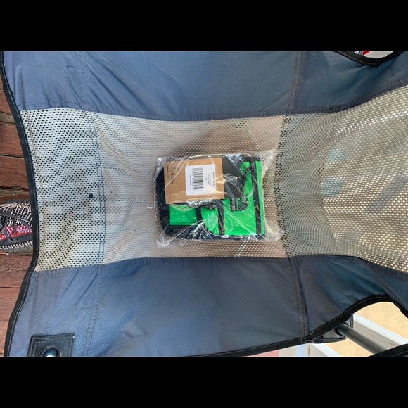 Supreme Pouch - Picture 6 of 6